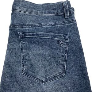 DG2 DIANE GILMAN Distressed Straight Leg Jeans w Beaded Emroidery -‎ Size 10T